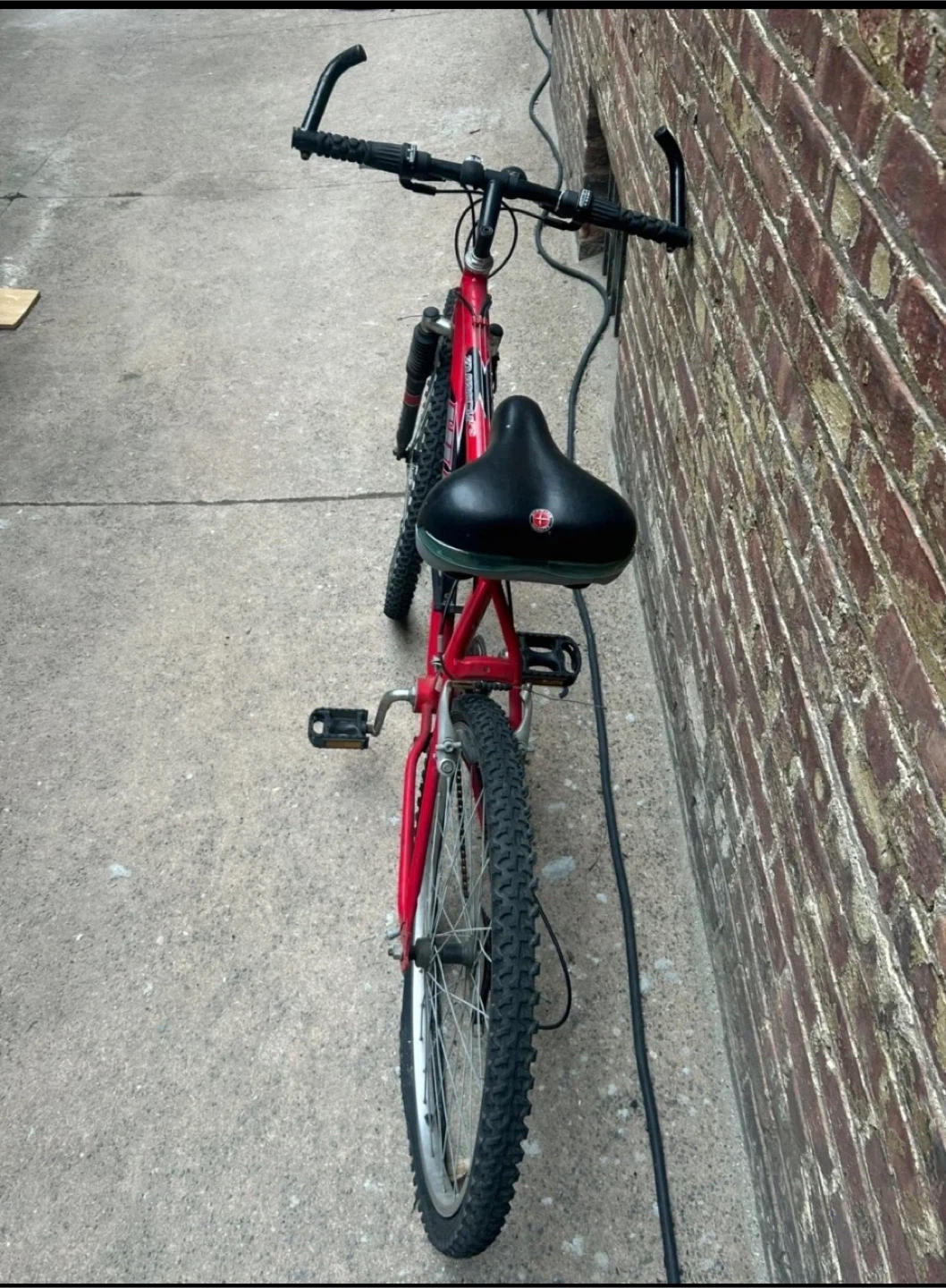 Red Huffy Mountain Bike - photo 2