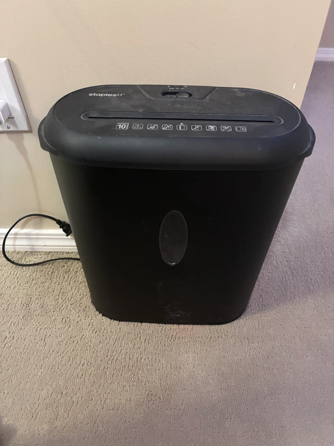 Staples Shredder