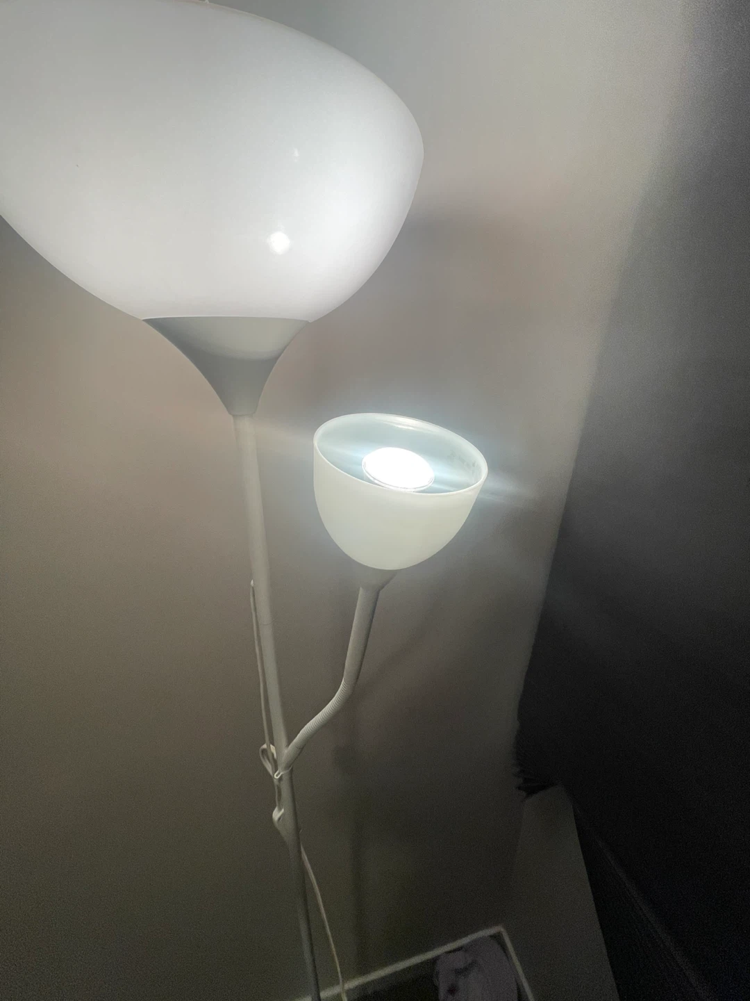 White Floor Lamp with Adjustable Reading Light - photo 3