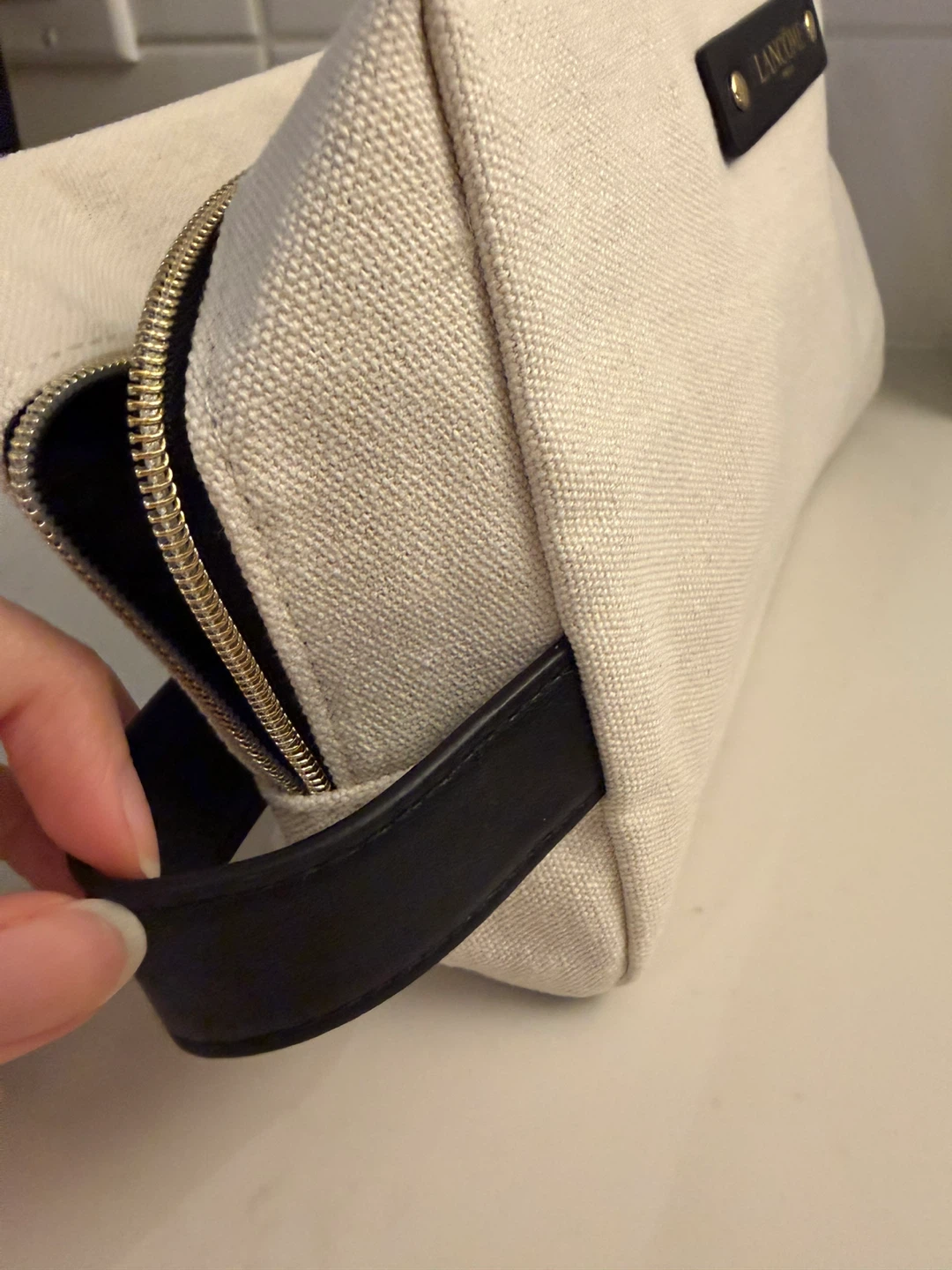 Lancôme Canvas Cosmetic Bag - photo 5