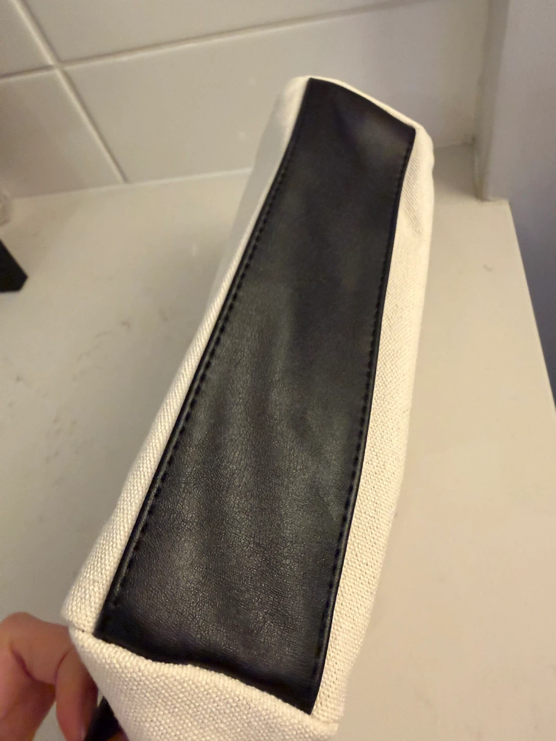 Lancôme Canvas Cosmetic Bag - photo 4
