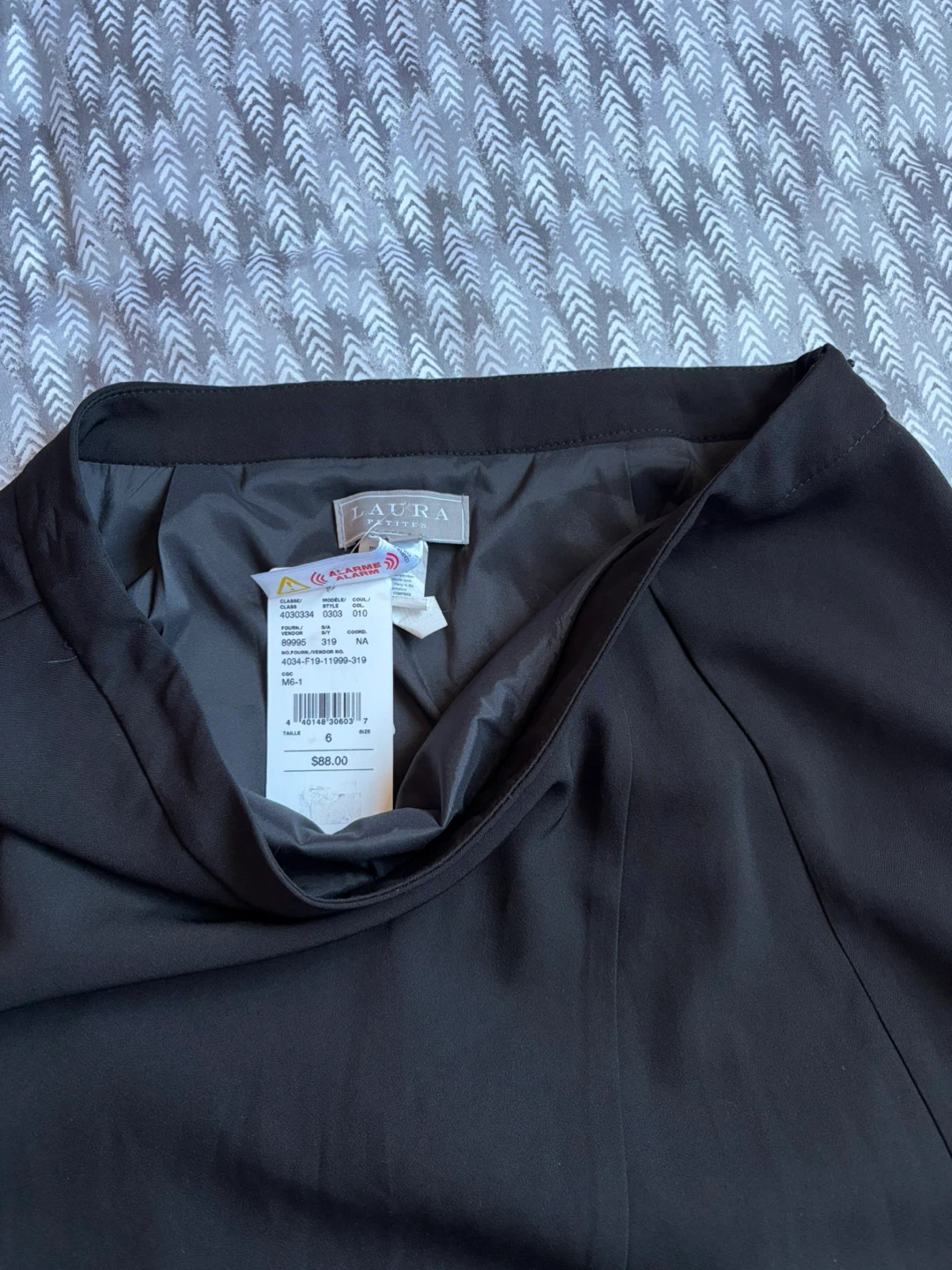 Laura Petites Black A-Line Skirt Size 6 - photo 3