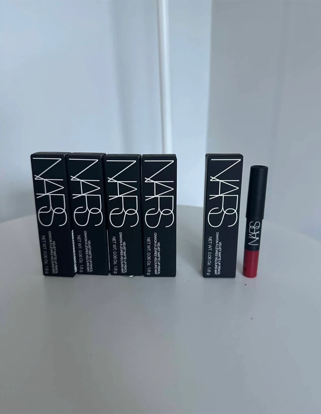 NARS Velvet Matte Lip Pencil - Cruella