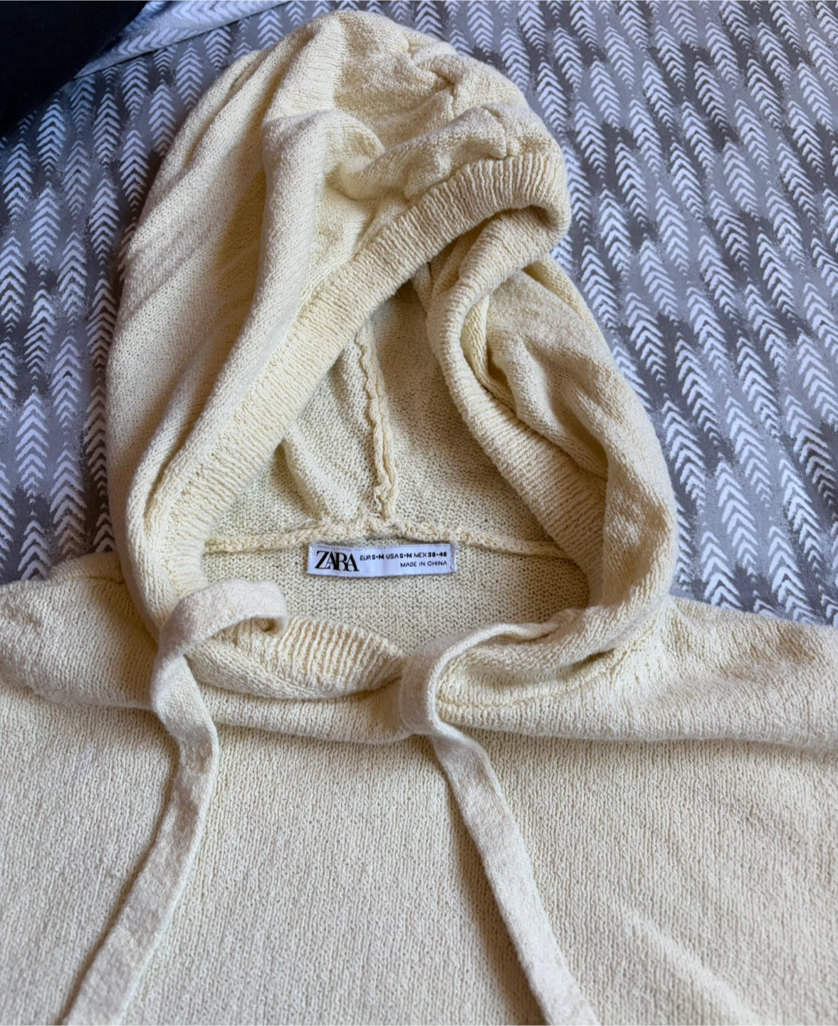 ZARA Sleeveless Knit Hoodie Vest Yellow - Size S-M - photo 2
