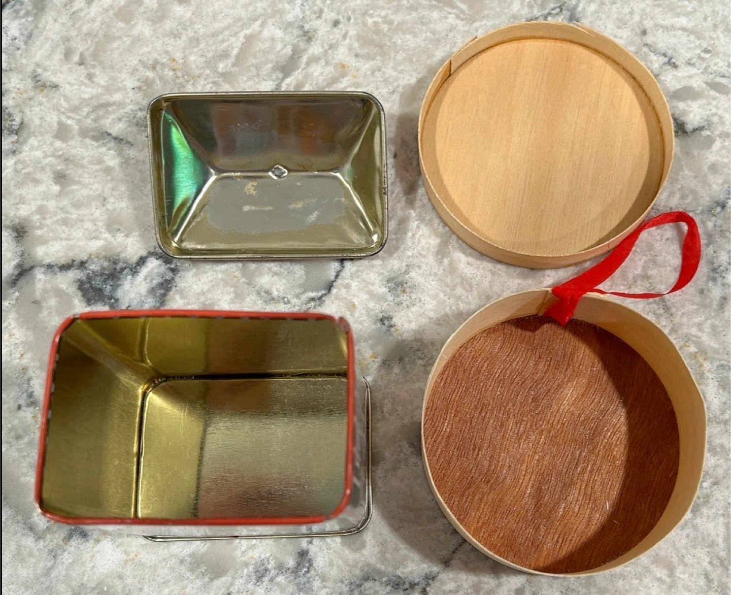 Vintage Emmett's Toy Shoppe & Merry Christmas Containers - photo 3
