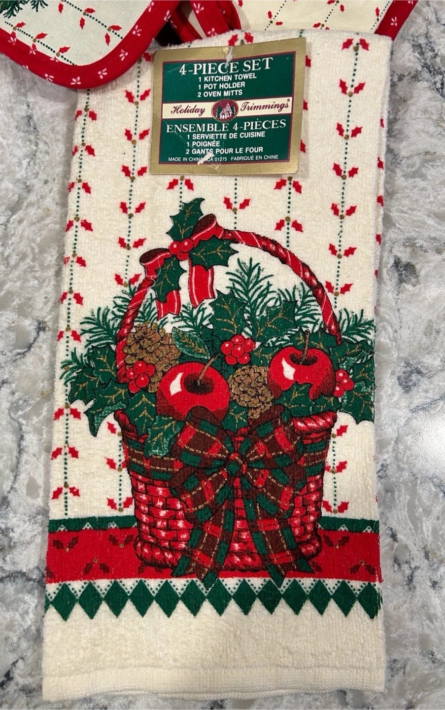 Holiday Trimmings 4-Piece Kitchen Set - photo 4