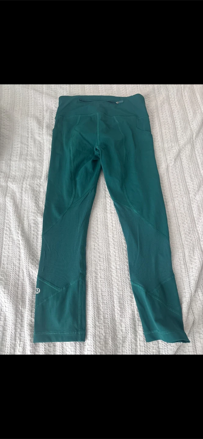 Lululemon Teal Cropped Leggings