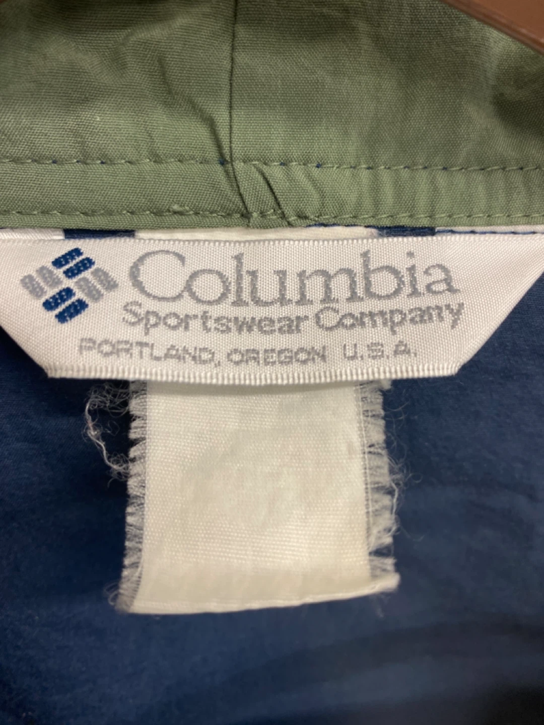 Vintage Columbia Sportswear Company Jacket - Blue & Green - photo 5