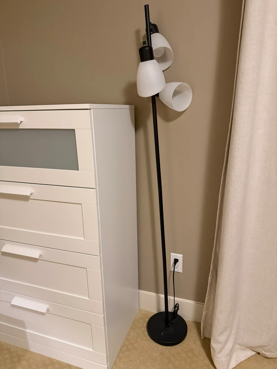 Black 3-Head Floor Lamp - photo 3