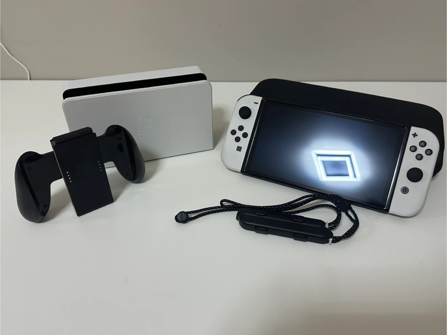 Nintendo Switch OLED Model - White
