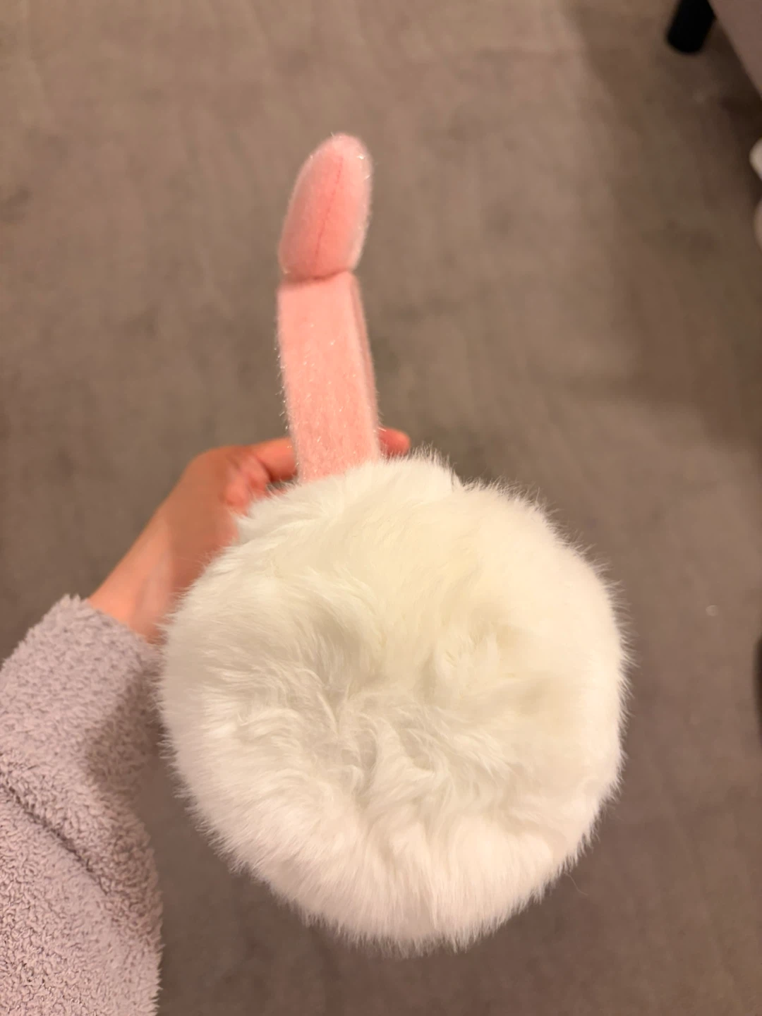 Fuzzy White Earmuffs -100% New - photo 2