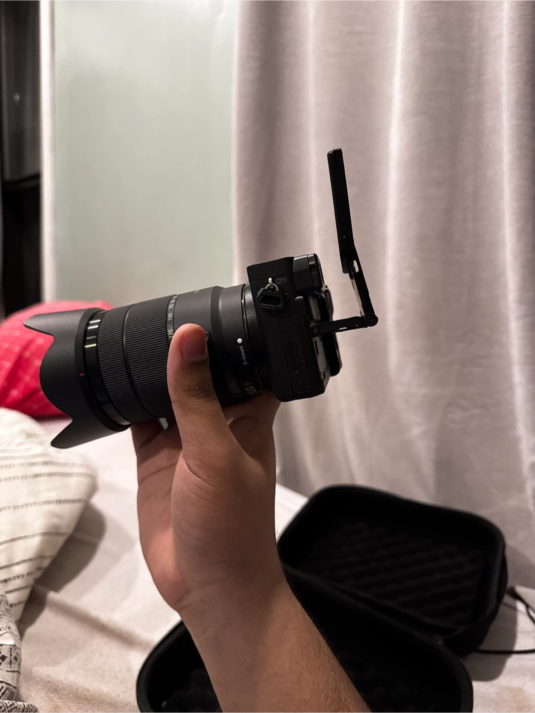 📸 Sony A6400 + Sony 18–135mm OSS Lens (Low Shutter) - photo 3