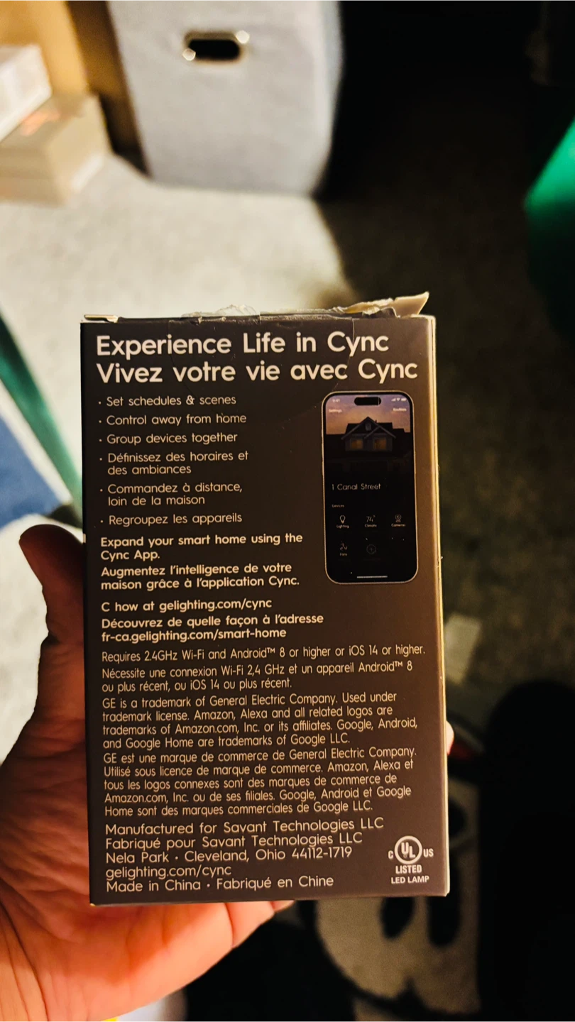 🏆 GE Cync Full Colour Direct Connect Smart Bulb A19 - photo 3