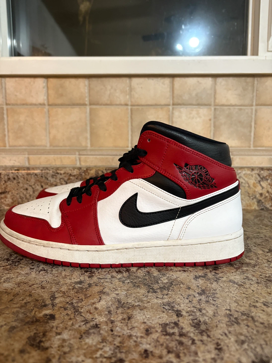 Air Jordan 1 Mid Sneakers - photo 3