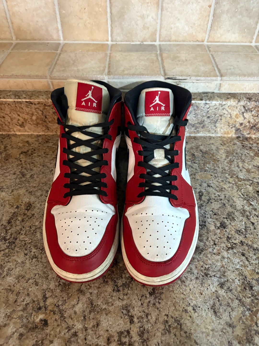 Air Jordan 1 Mid Sneakers - photo 4