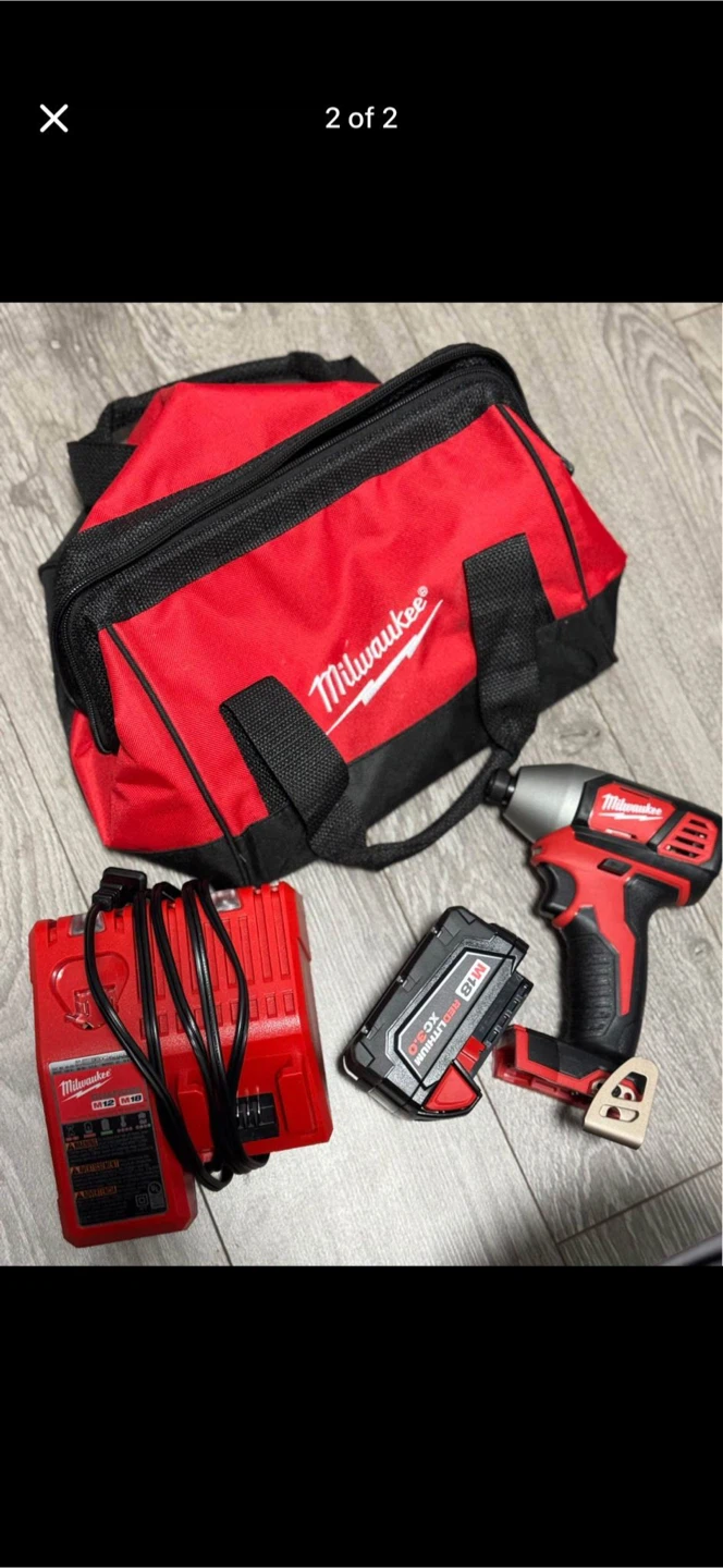 Milwaukee M18 RedLithium XC 3.0 Ah Battery & Impact Wrench Kit