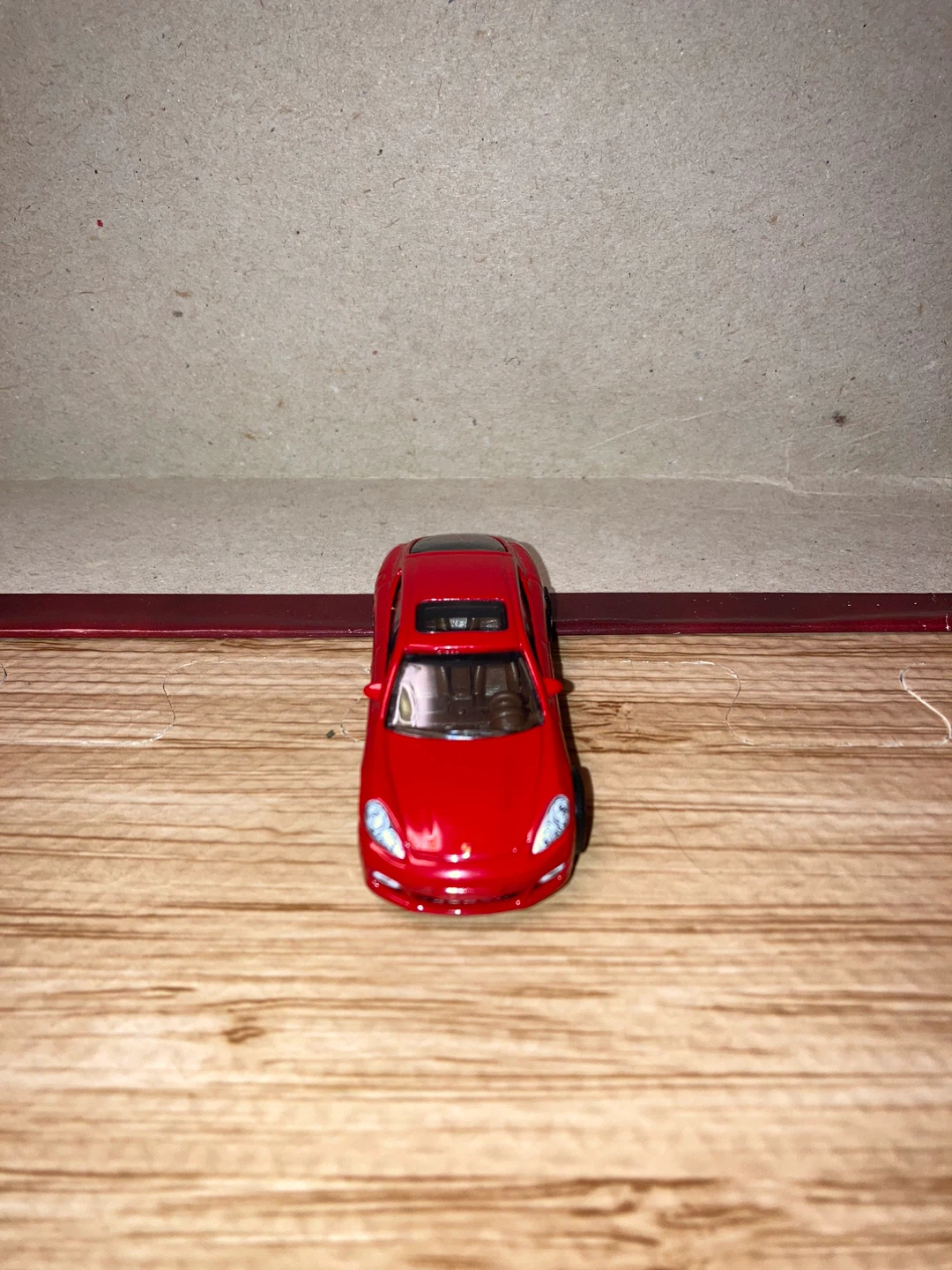 Matchbox Loose / Porsche Panamera 2010 /  Red - photo 2