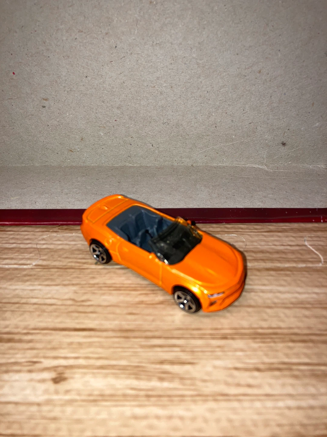 Matchbox Loose / 16 Chevy Camaro Convertible / Orange