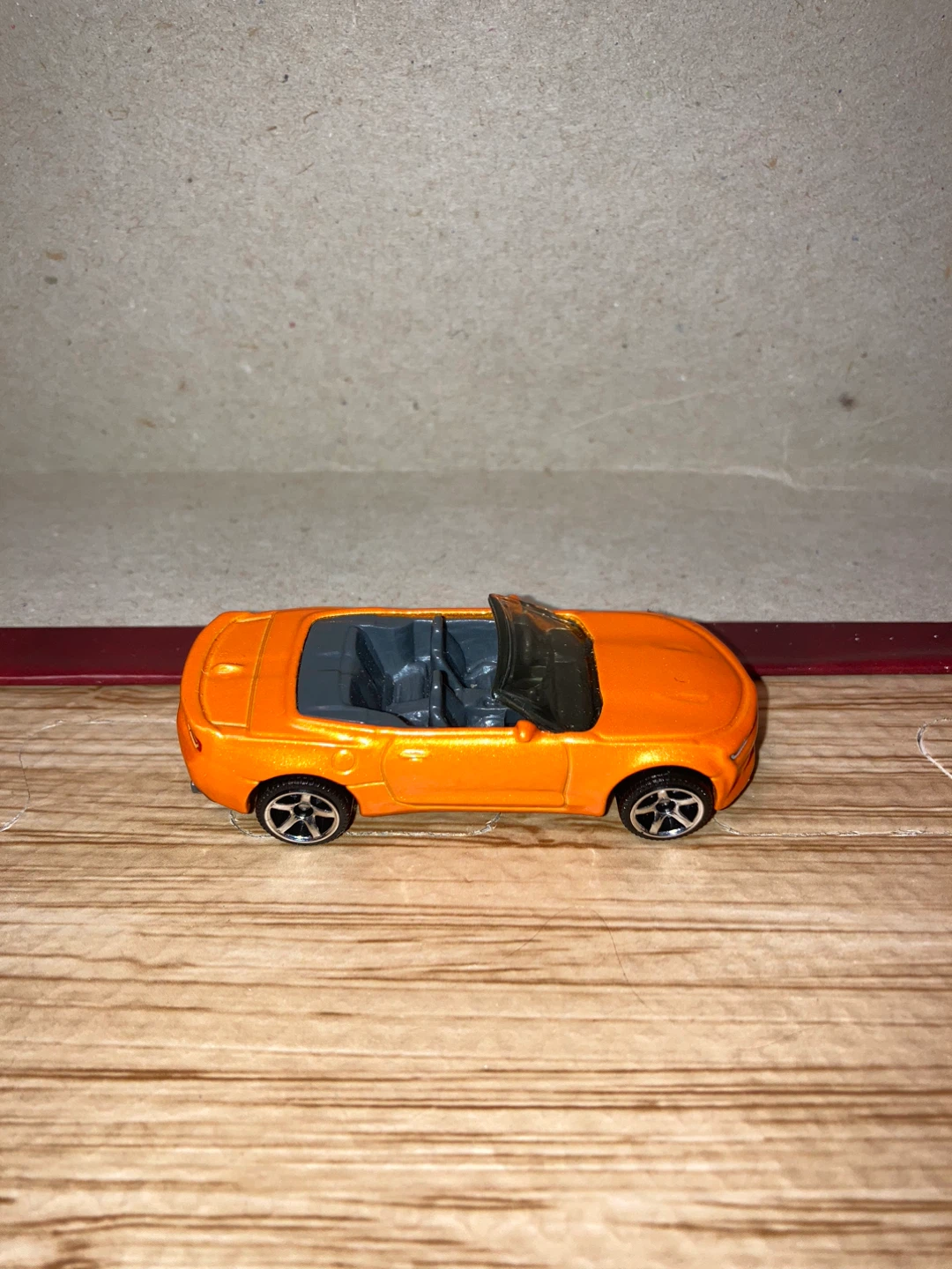 Matchbox Loose / 16 Chevy Camaro Convertible / Orange - photo 3
