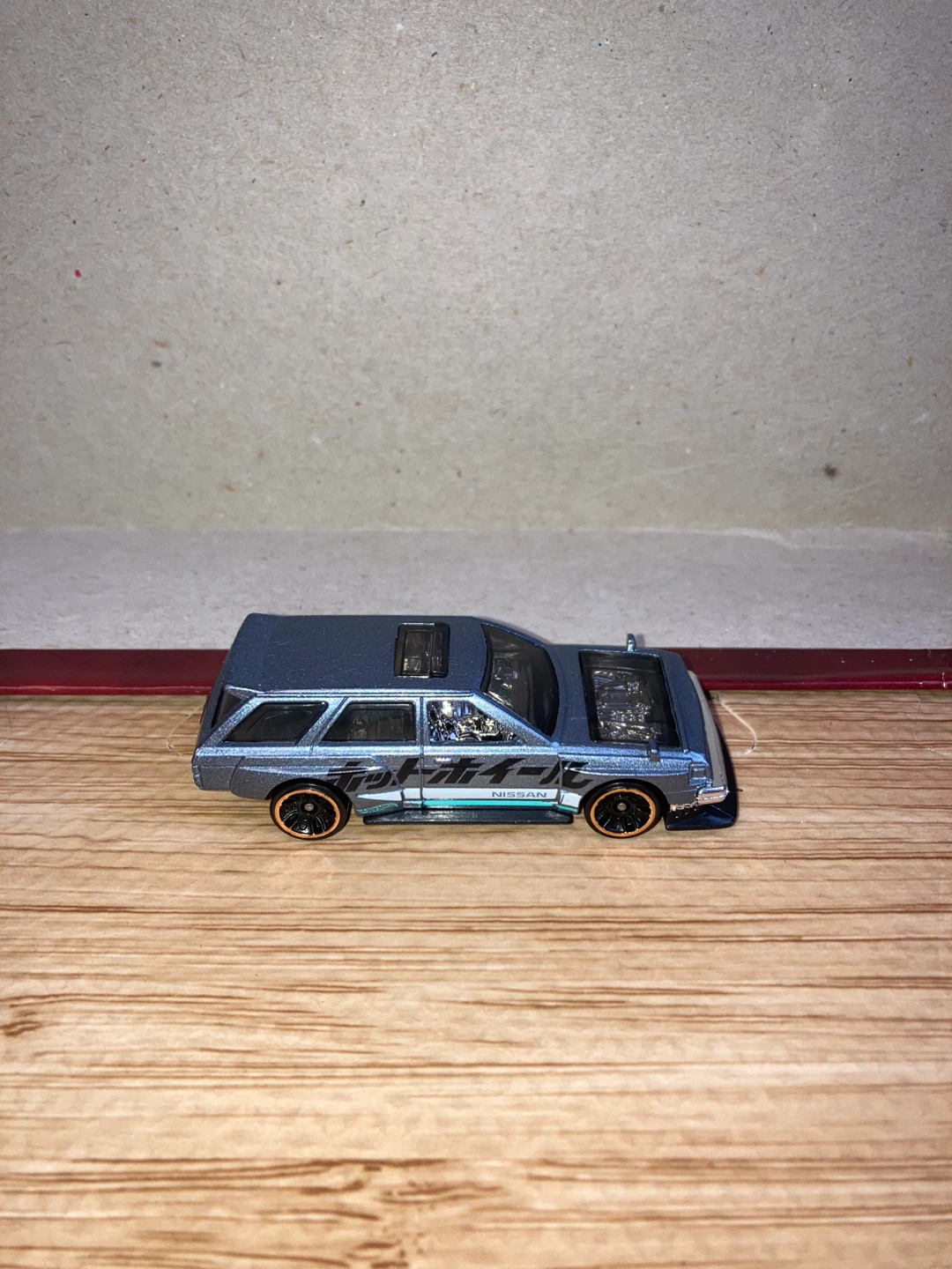 Hot Wheels Loose / Nissan Maxima Drift Car / Silver - photo 3