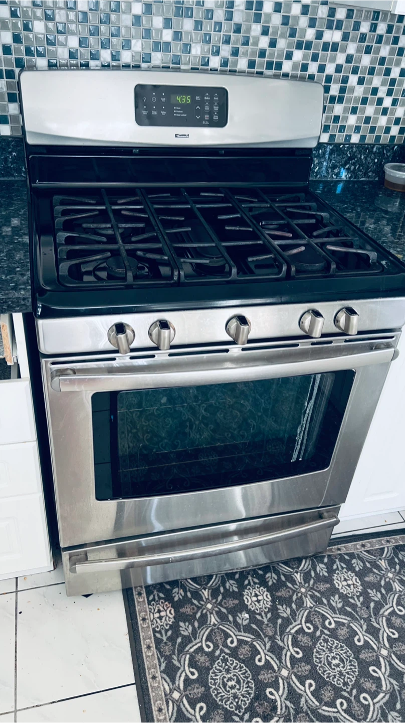 Stainless Steel Gas Range with 5 Burners