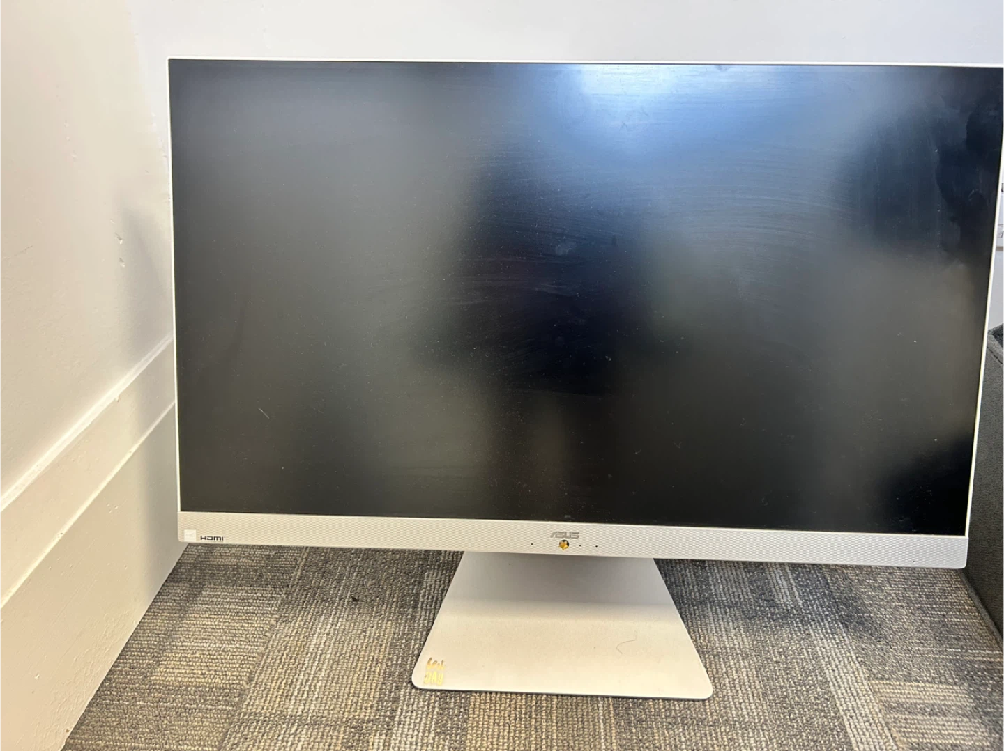 ASUS All-in-One PC rarely used. Large screen