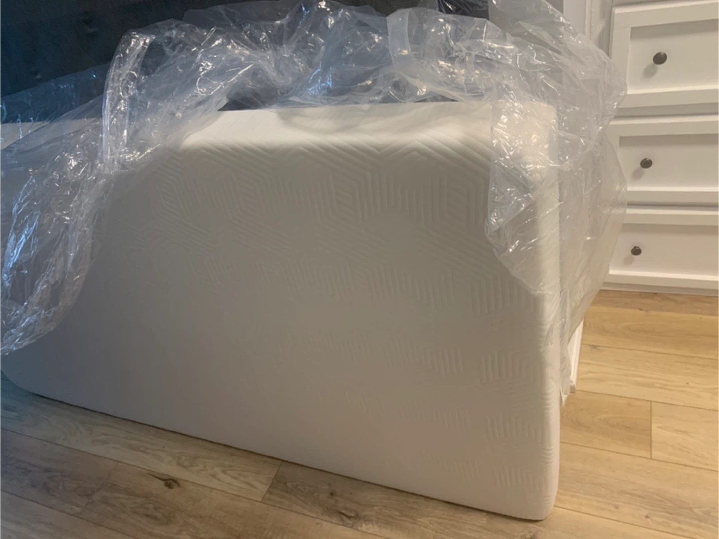 ViscoLogic Twin Mattress NEW - photo 3