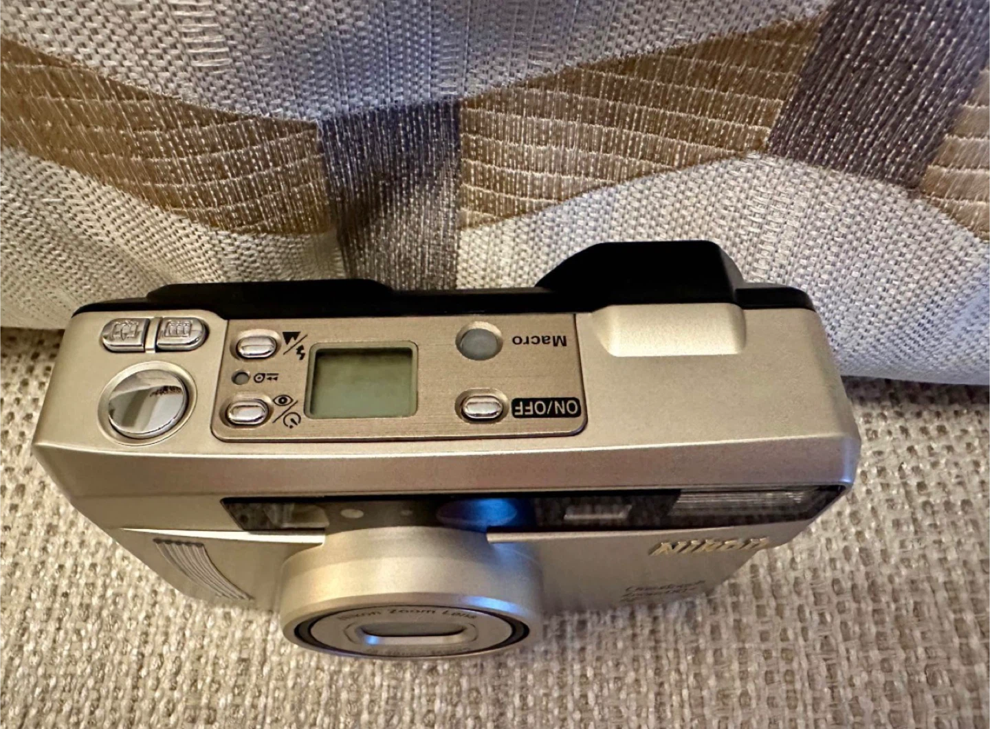 Nikon One Touch Zoom 90S - photo 2