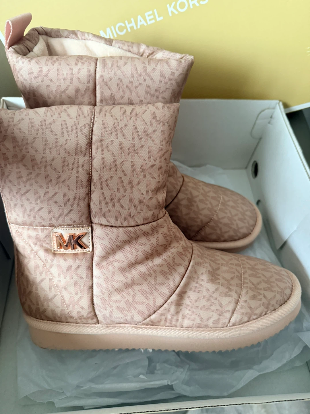 Michael kors boots