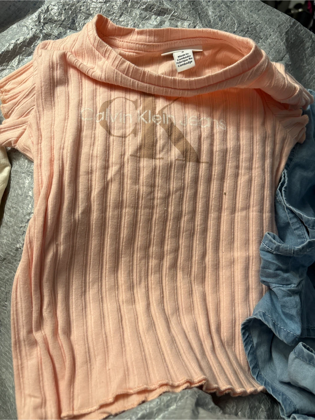 Calvin Klein Jeans 3-Piece Baby Girl Outfit - Size 3 - photo 3