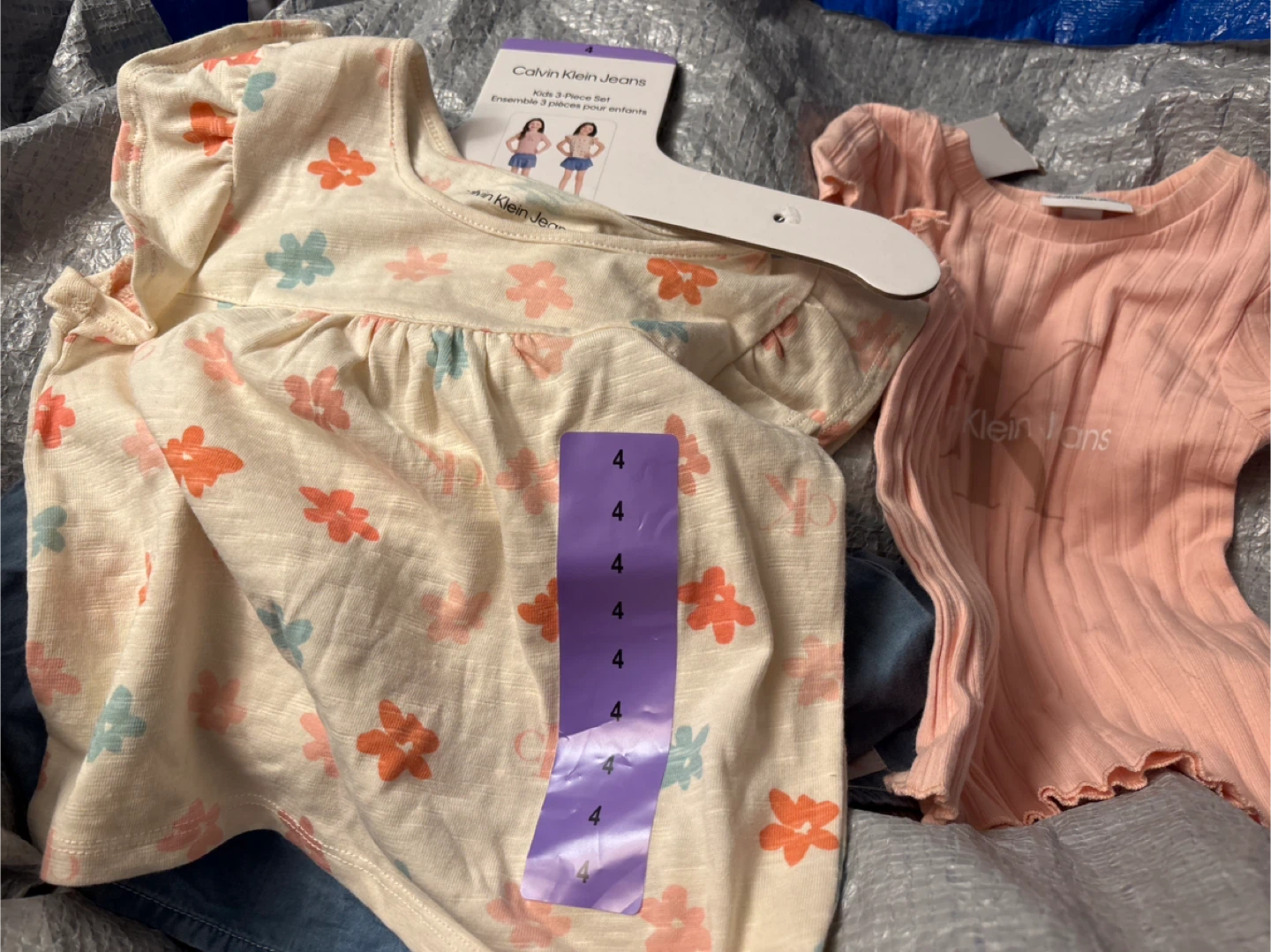 Calvin Klein Jeans Kids 3-Piece Set Size 4