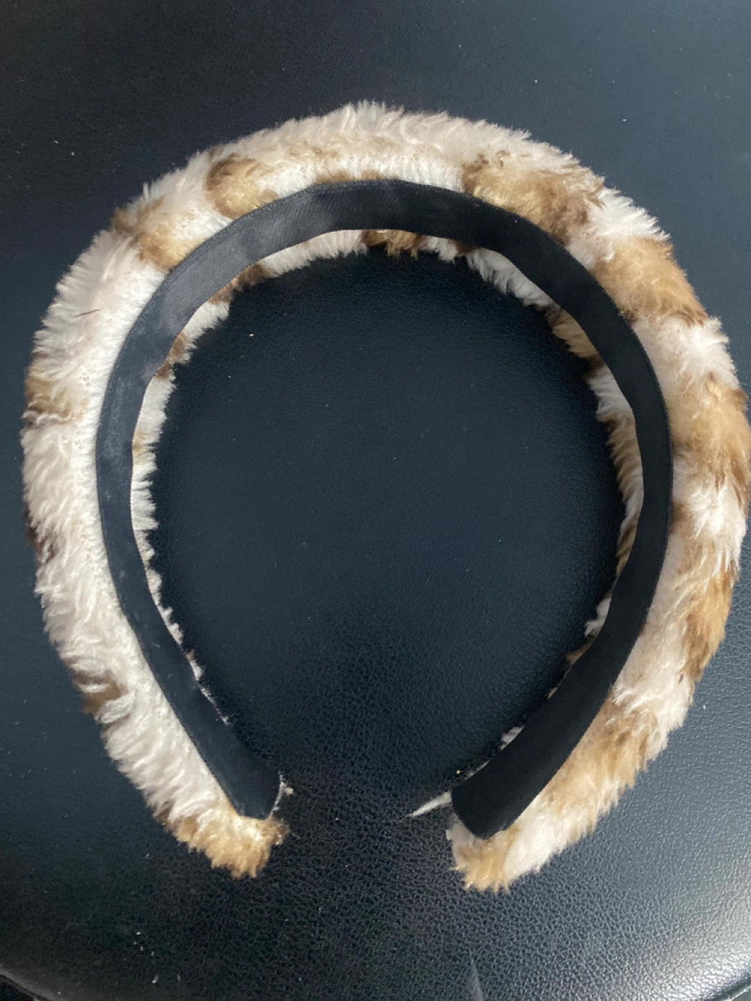Faux Fur Leopard Print Headband 🏆