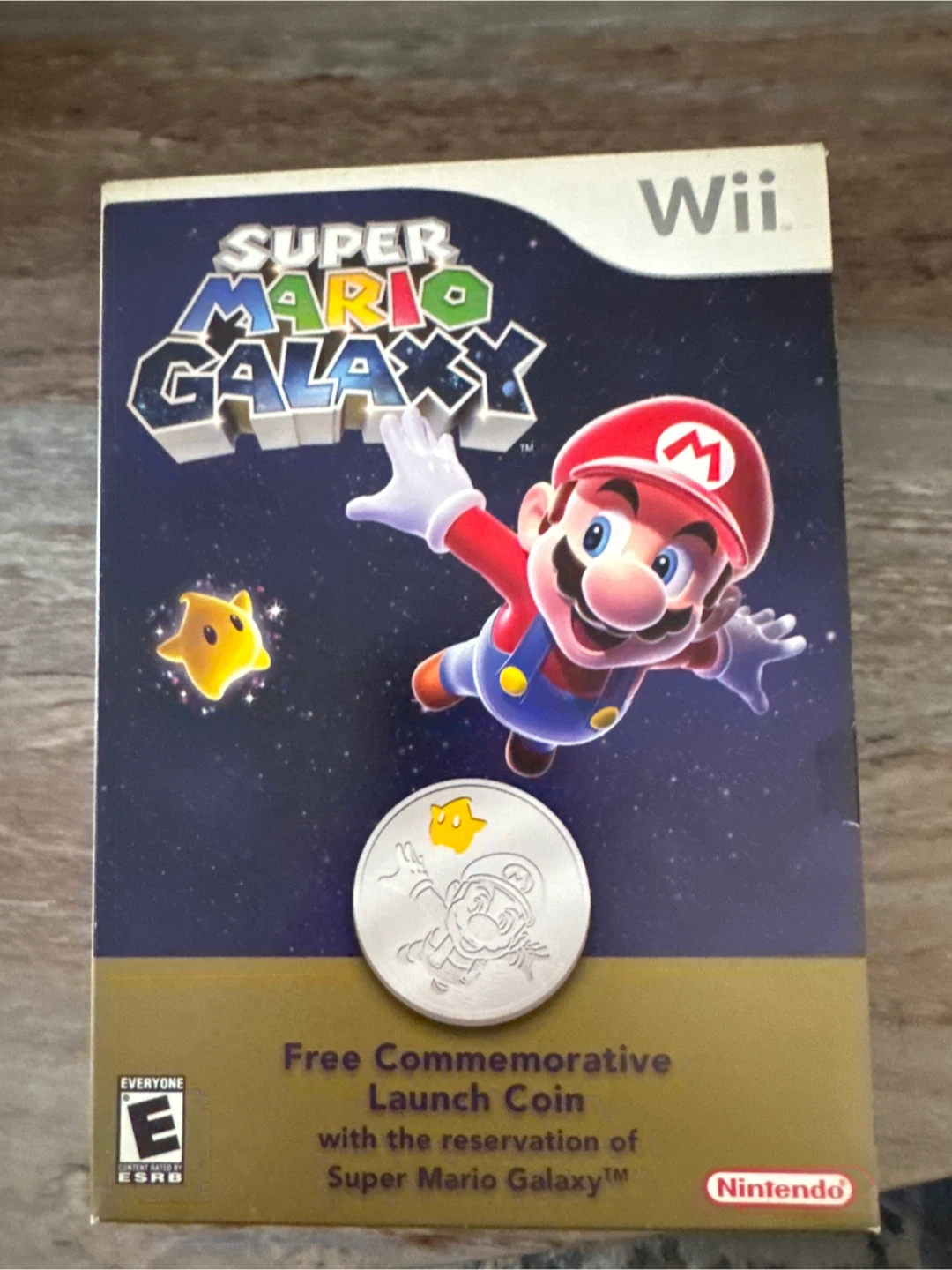 Wii Super Mario Galaxy Game with Commemorative Launch Coin