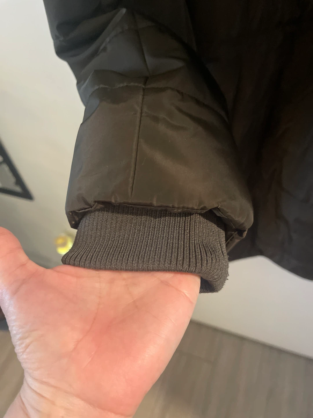 District 77 Puffer Coat - Olive Green - Size G/L - photo 5