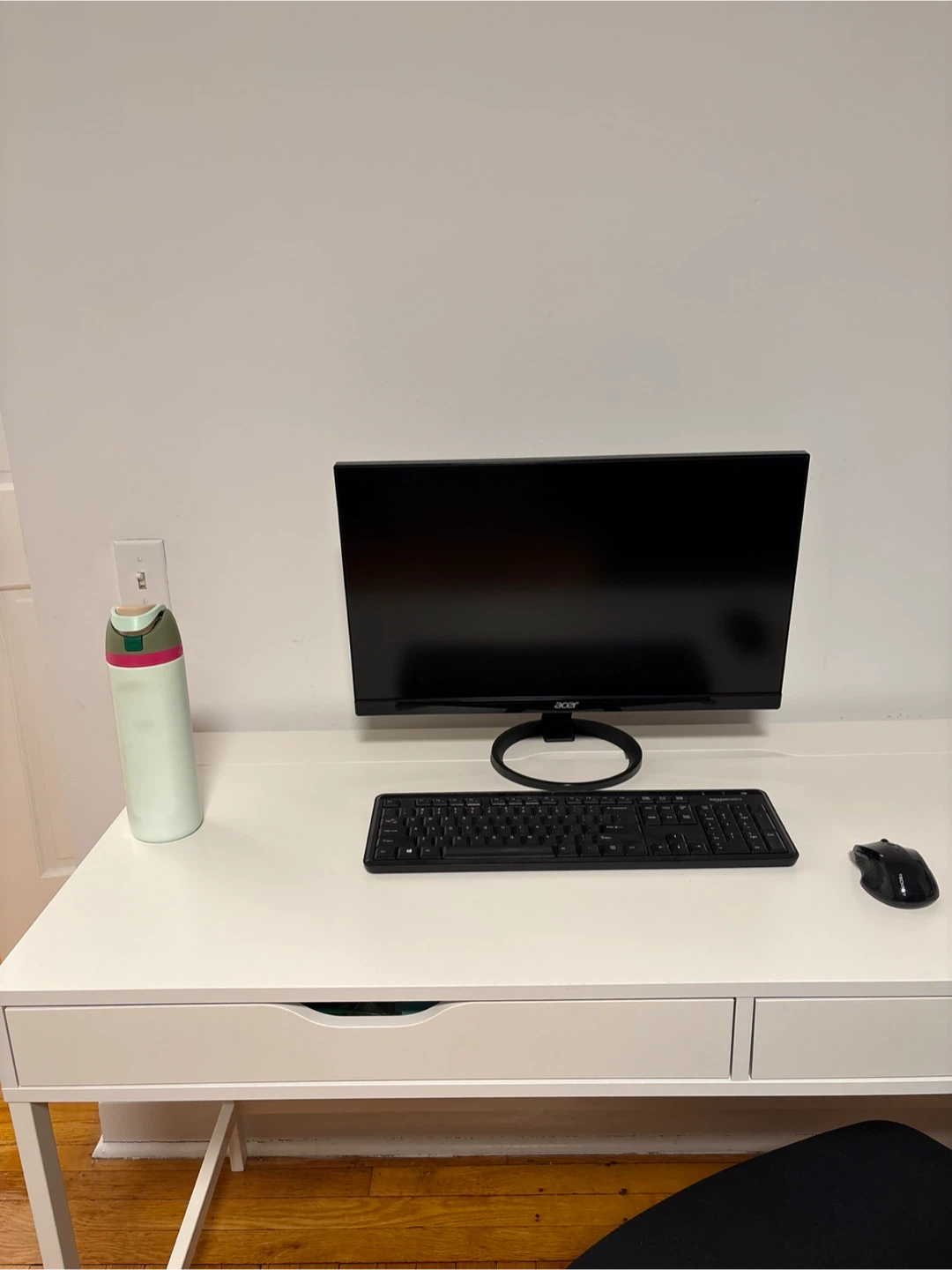 MUST GO BY FEB 12: Acer Comp Monitor, Keyboard, and Mouse Set