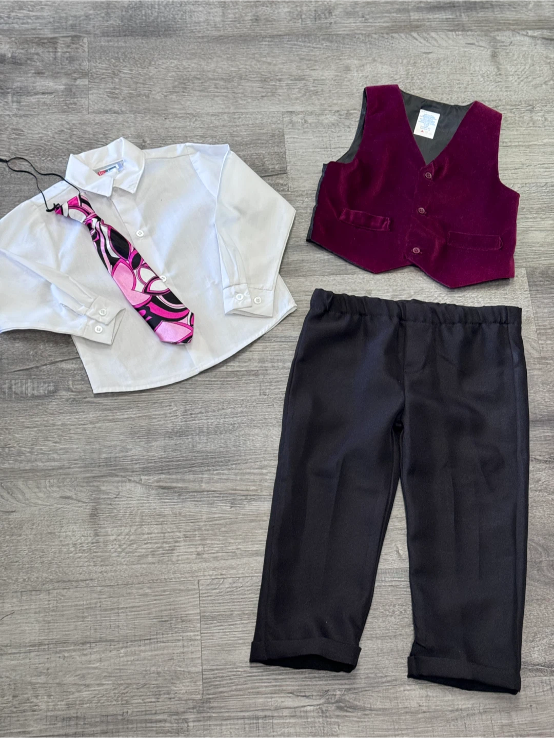Boys Dress Shirt, Vest, Pants & Tie Set (Toddler Boys Size 4)