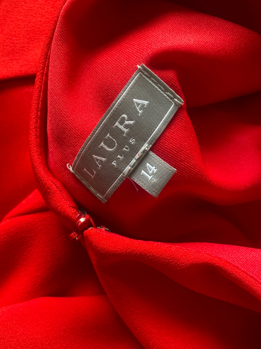 Laura plus Red cape Dress - photo 3