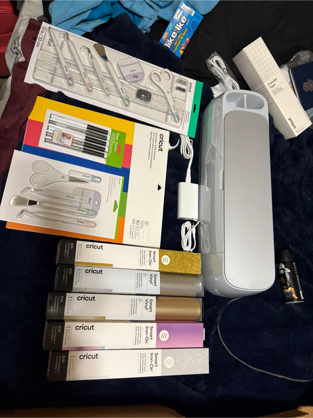 Cricut Maker 3 Smart Cutting Machine Bundle - photo 3