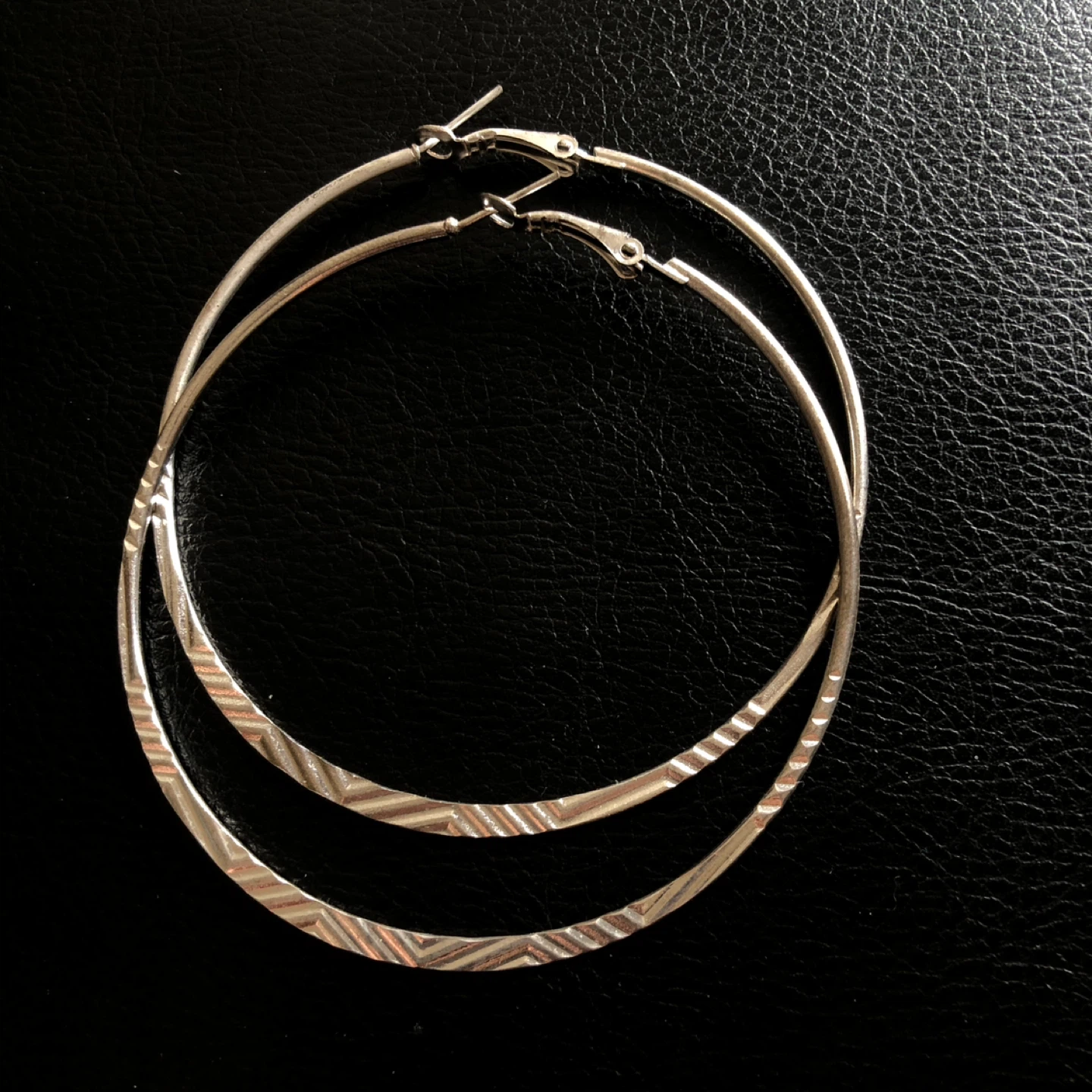 Silver Hoop Earrings Set - photo 2