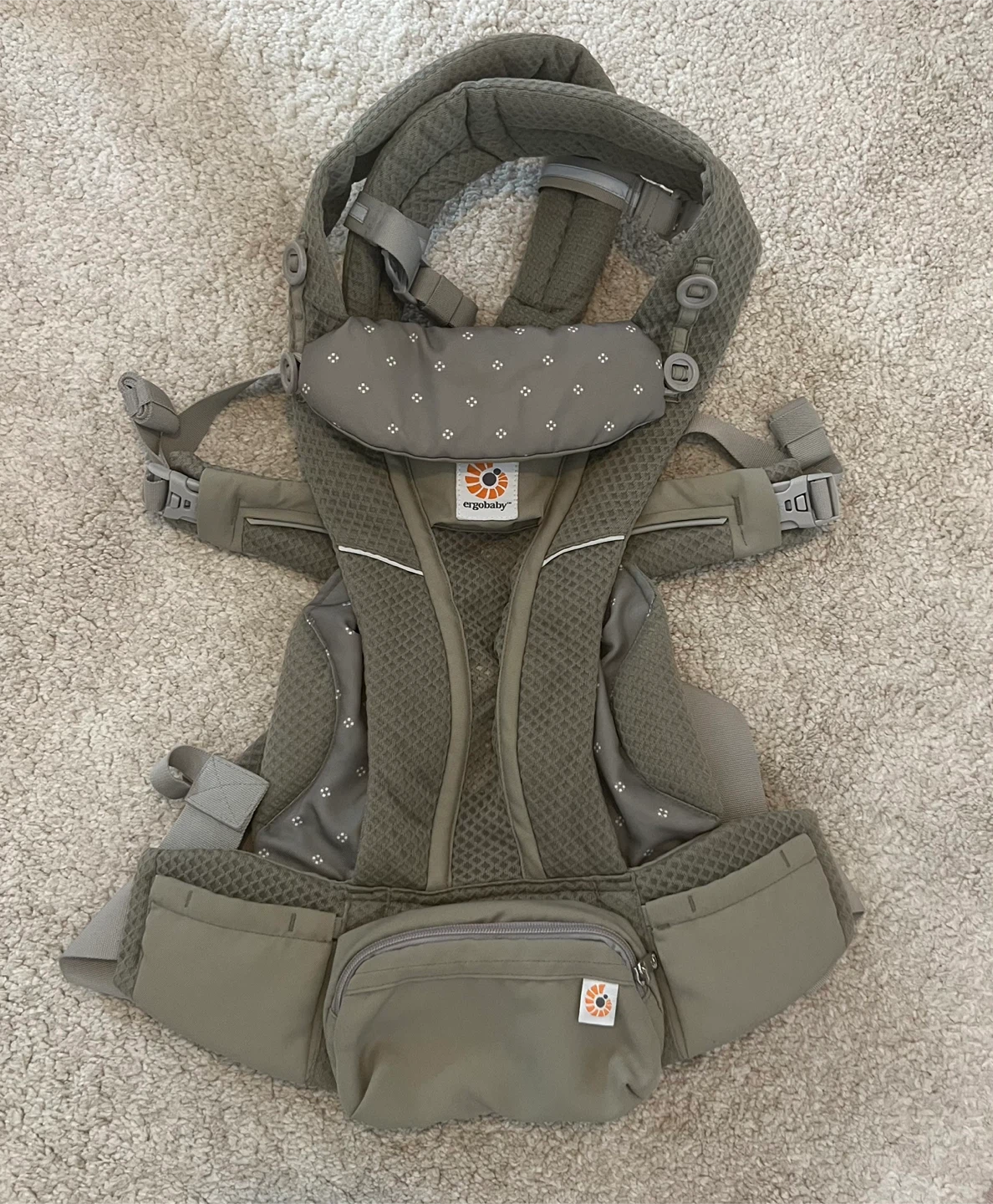 Ergobaby Omni Breeze Baby Carrier - Soft Olive Diamond