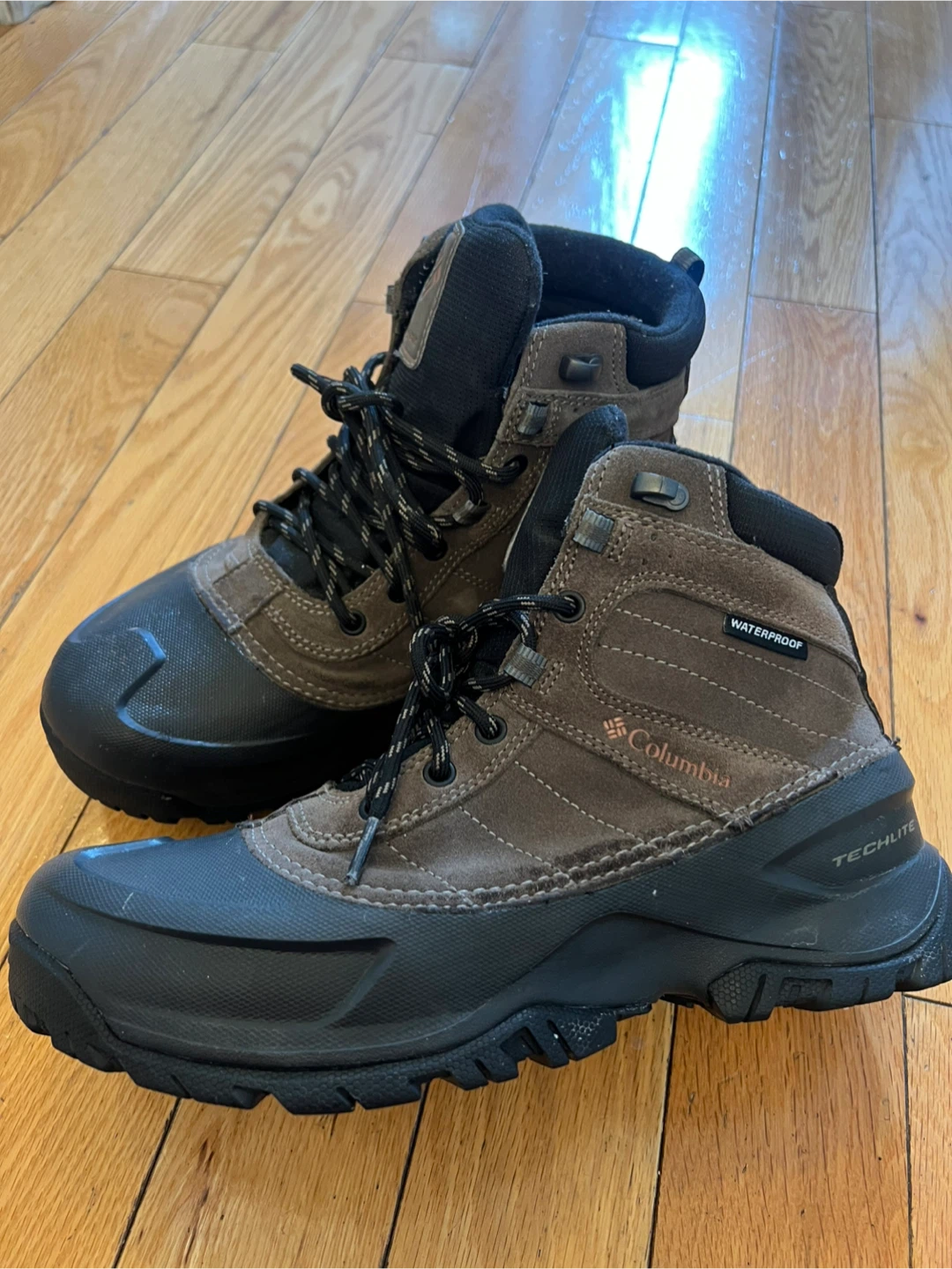 Columbia Men's Waterproof Winter Boots Size 9
