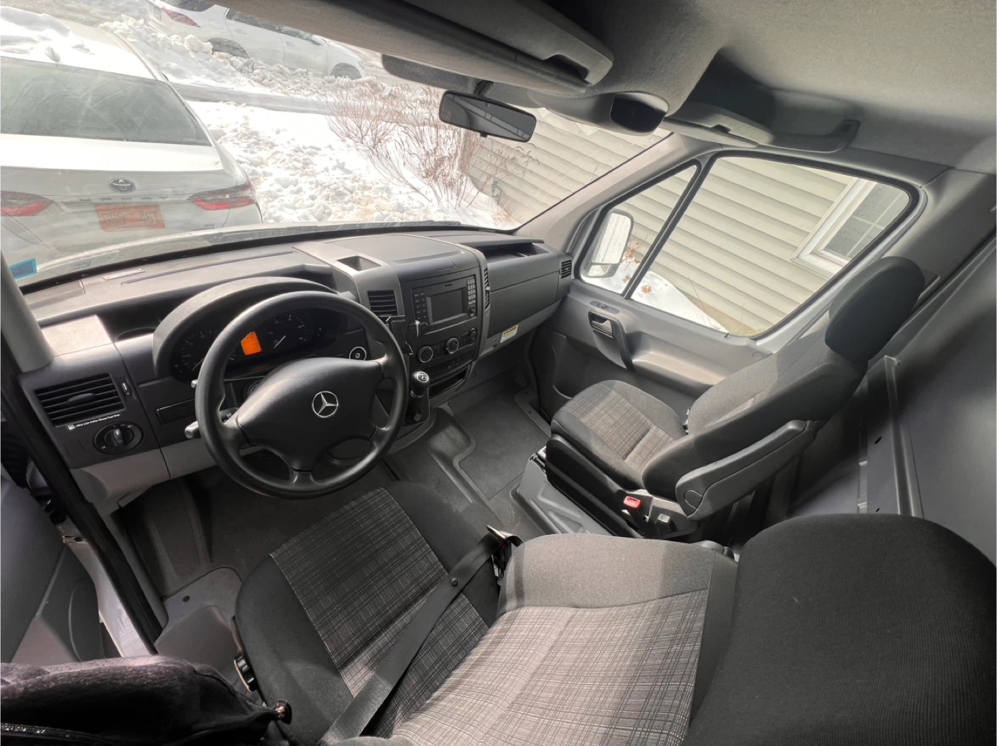2016 Mercedes-Benz Sprinter Cargo Van - photo 2