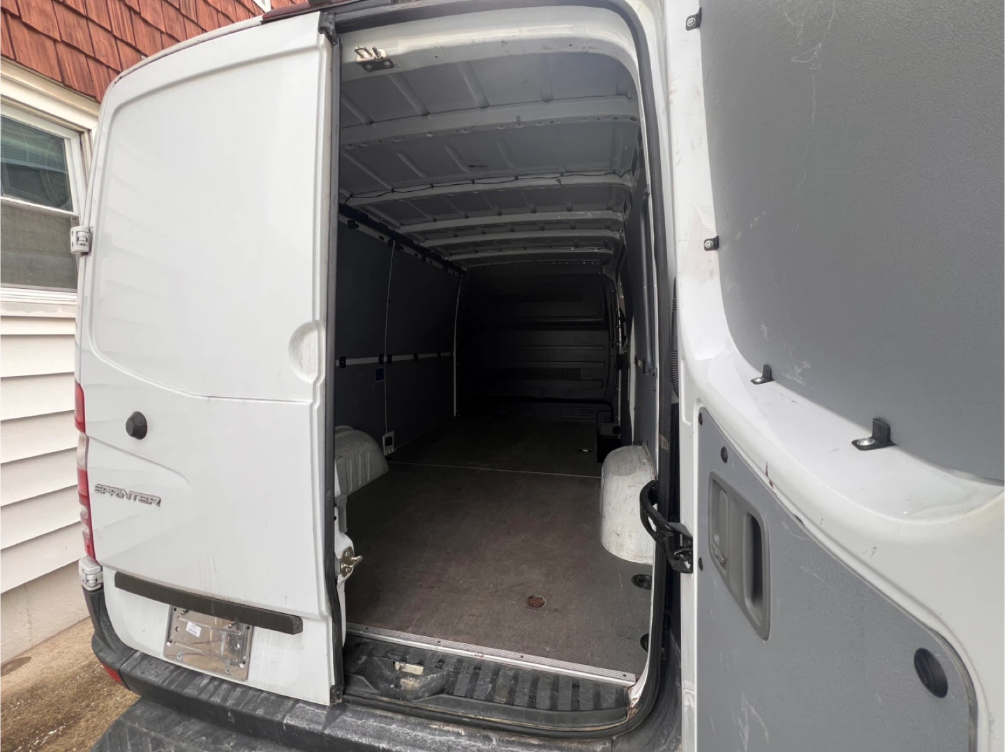 2016 Mercedes-Benz Sprinter Cargo Van - photo 4