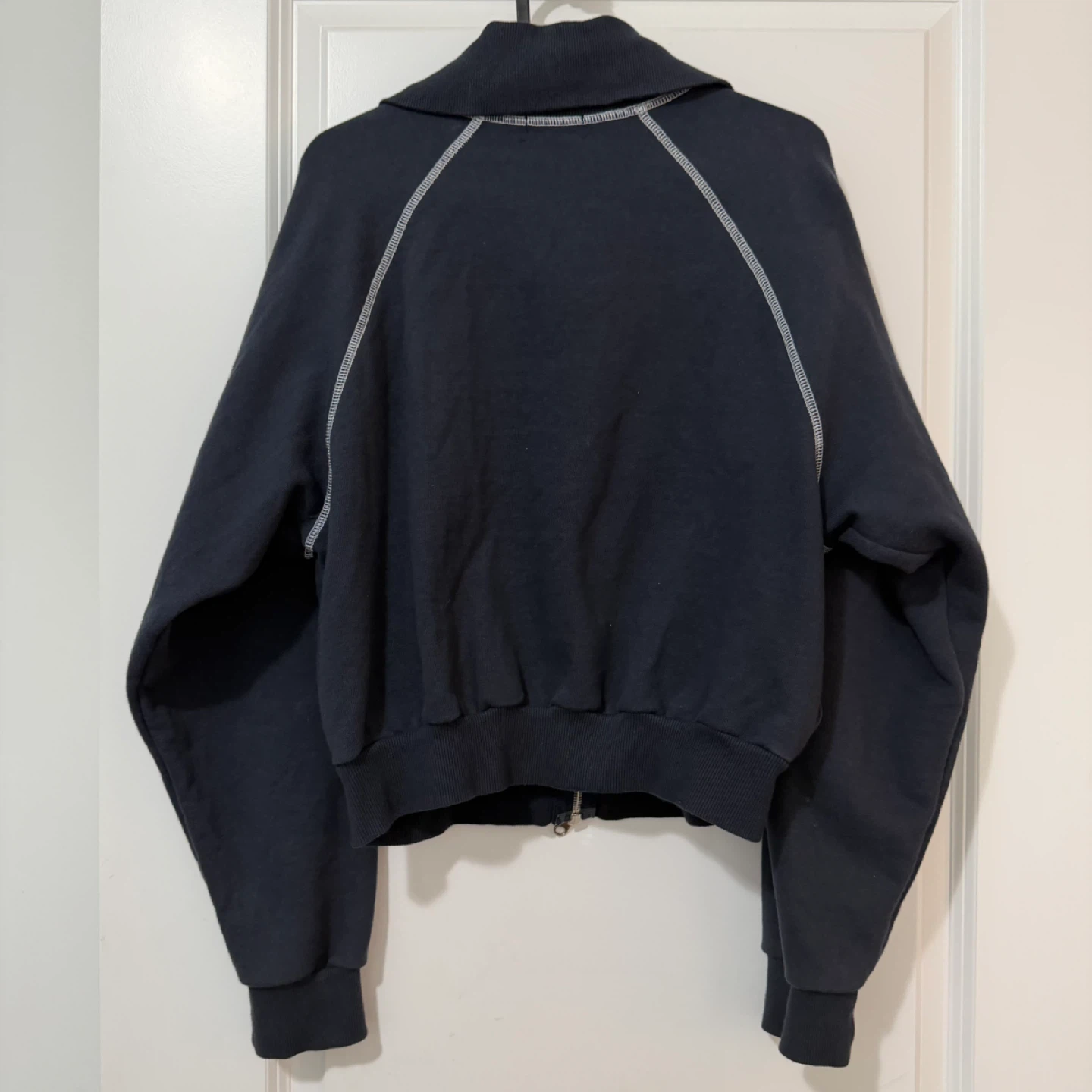 moving sale - Cropped Zip-Up Track Jacket - photo 2