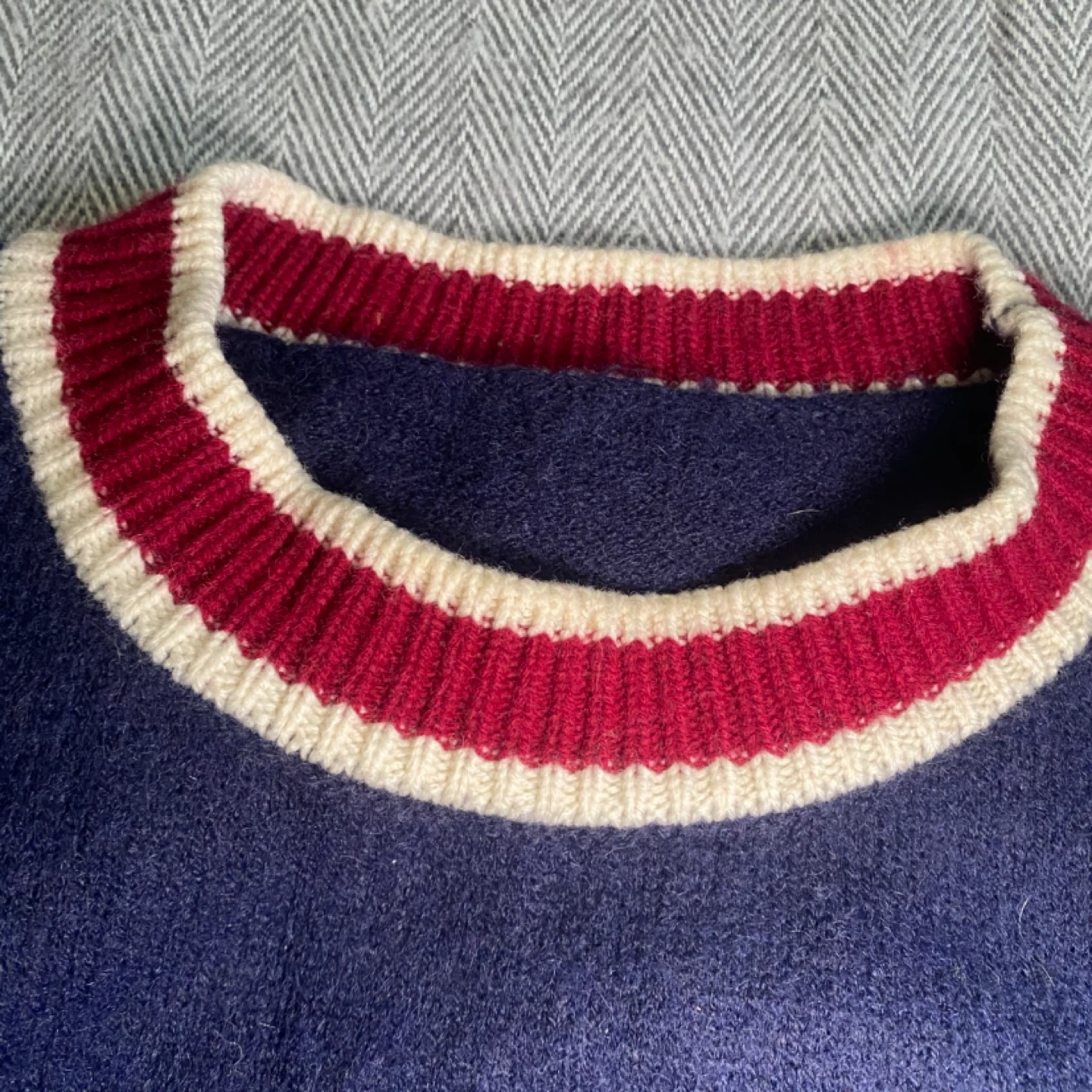 100% cashmere Navy Blue Teddy Bear Sweater L/Xl - photo 4