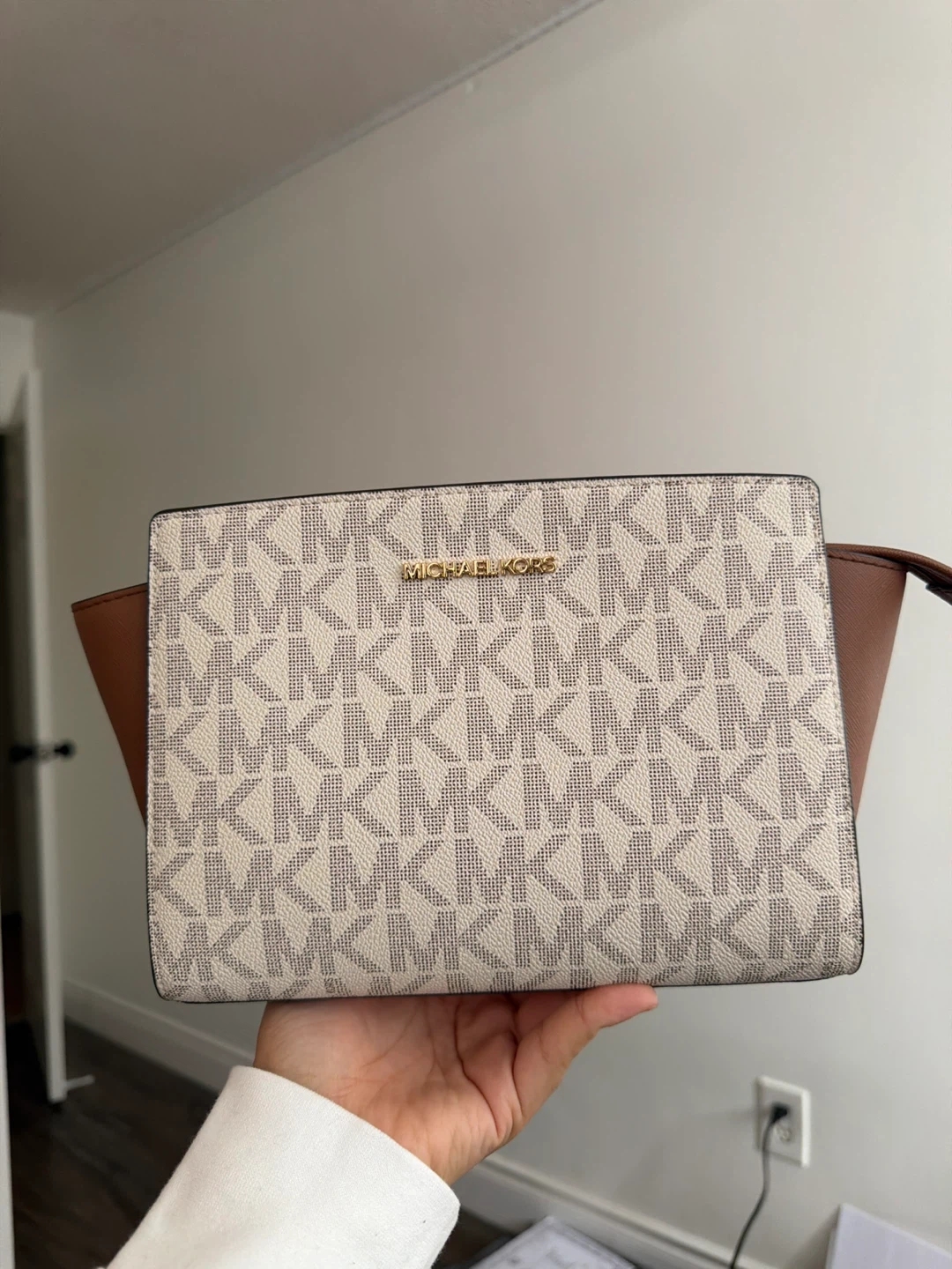 Michael Kors Shoulder Bag