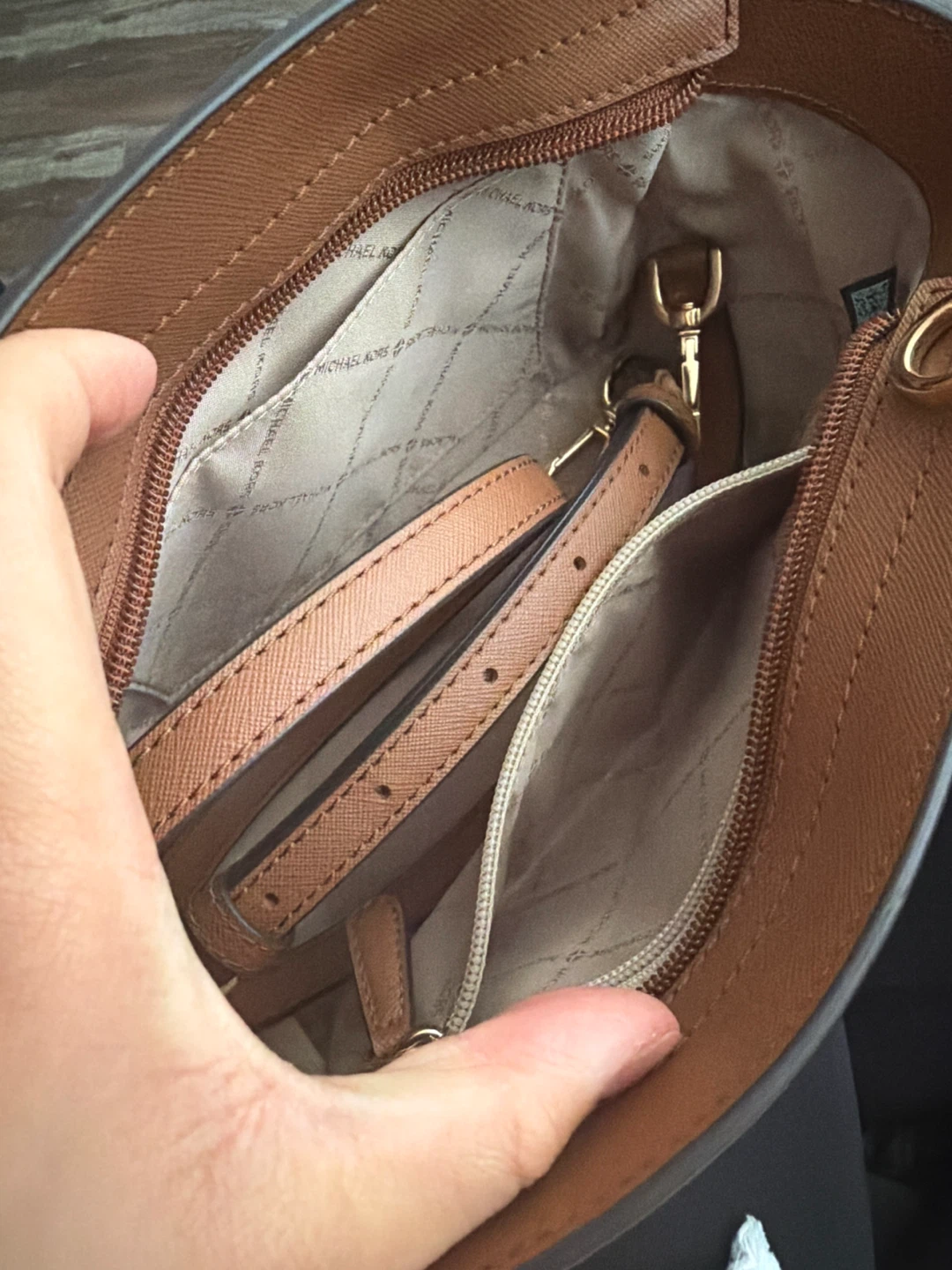 Michael Kors Shoulder Bag - photo 2