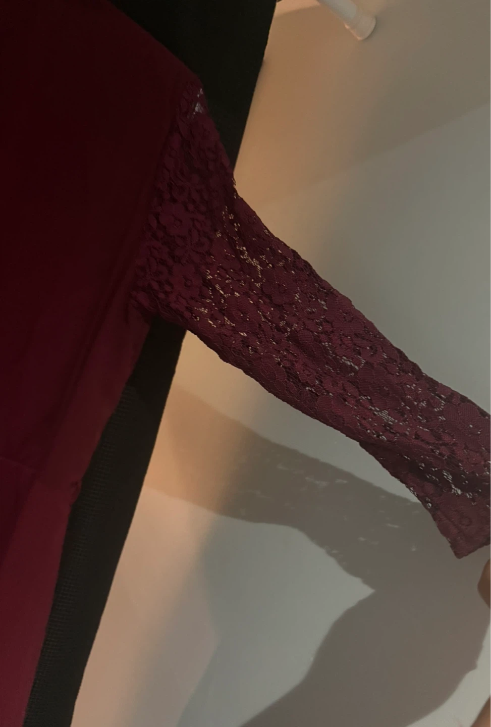 Women's Maroon Lace Sleeve Dress - photo 3