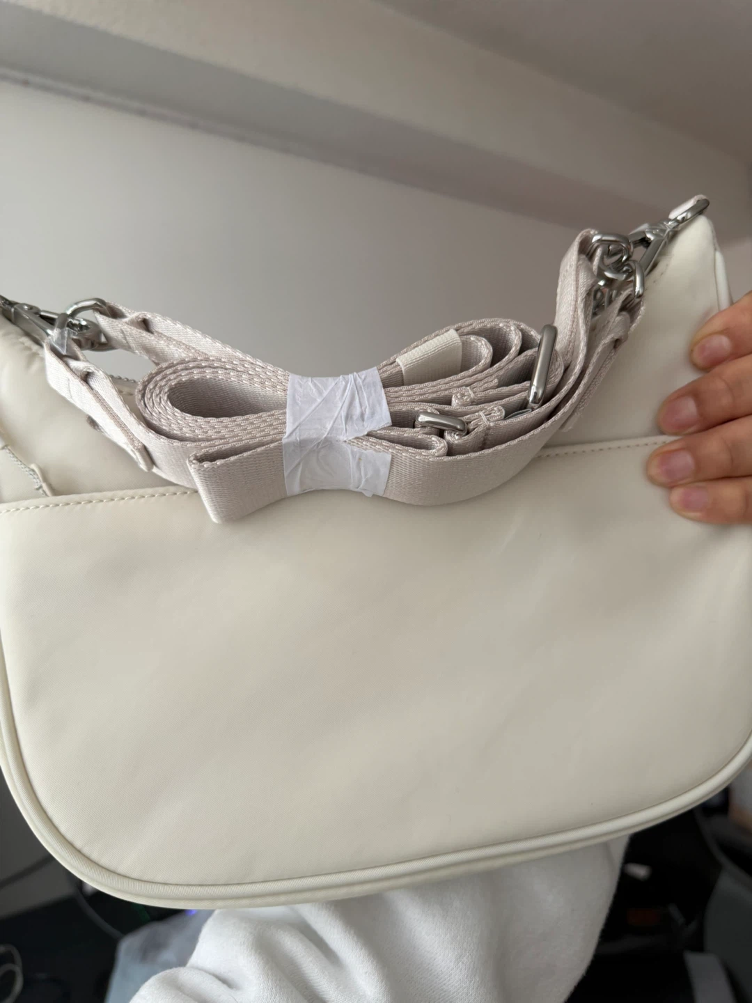 Lululemon City Essentials Small Shoulder Bag - White - photo 3