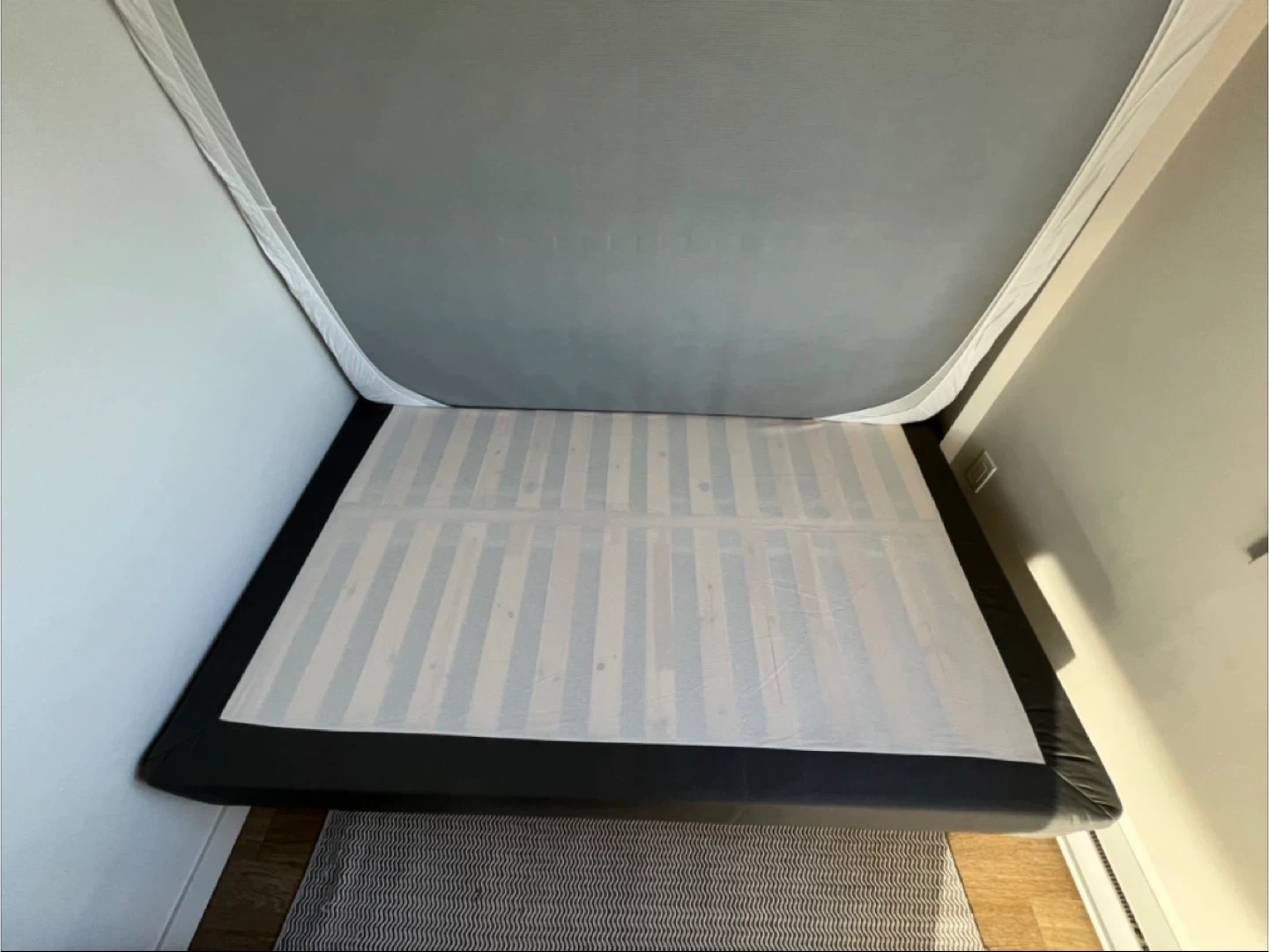 Ikea Full bed frame *FREE DELIVERY - photo 2